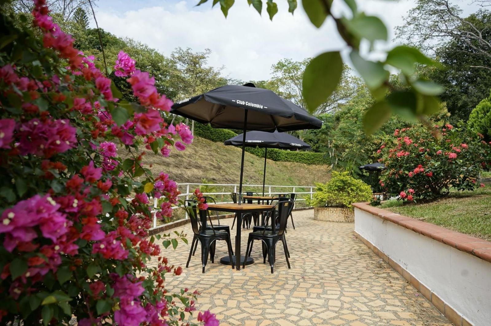 Tres Lagos Hotel San Jerónimo Exterior foto